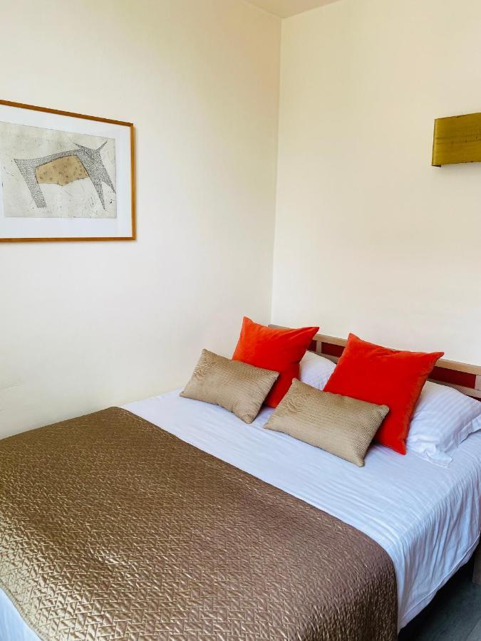 Adornes Hotel 3*